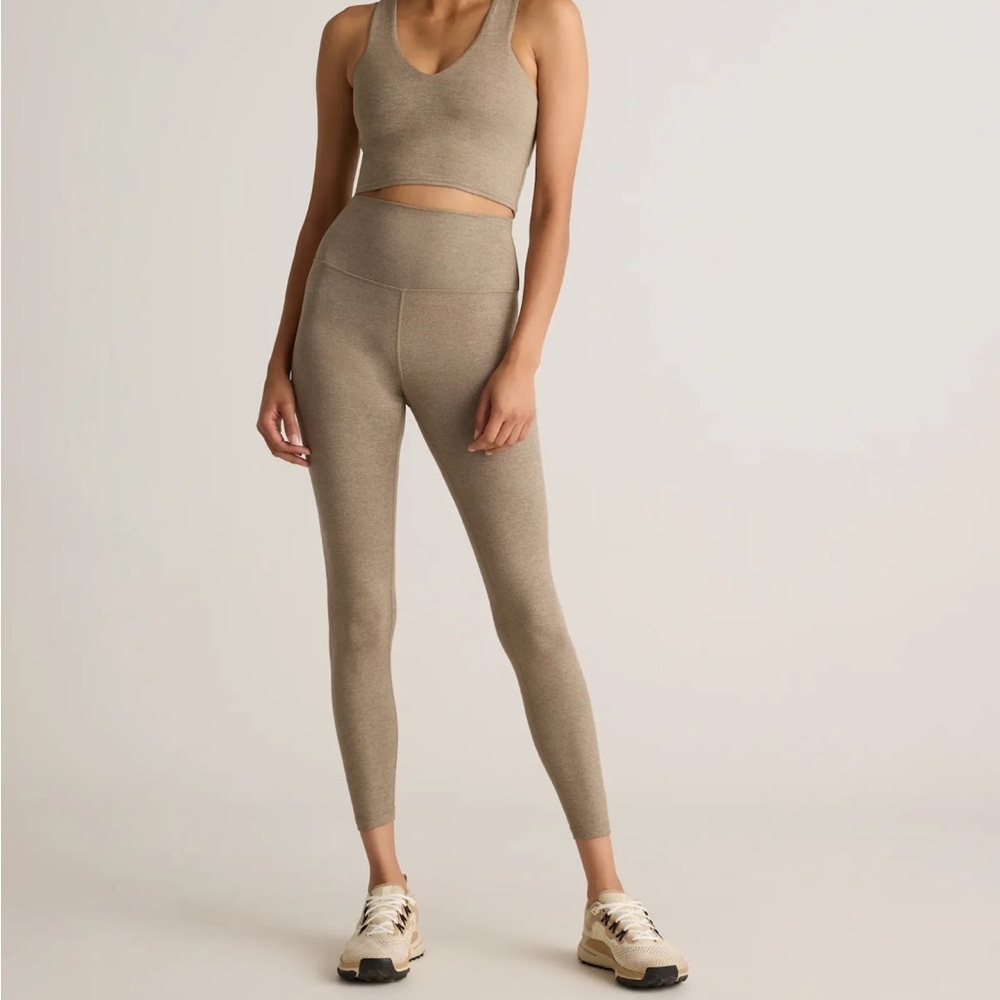 🌸 Spring Sale! 🌸 Quince Ultra Soft High Rise Leggings & Crop Top Bra Set, Size S